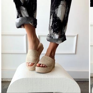 Platform Slide - brand new, never worn!